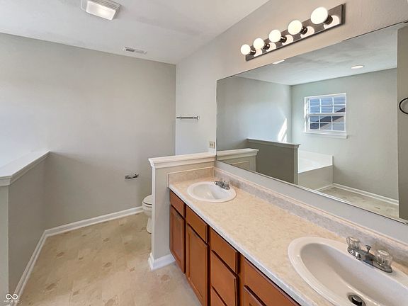 5th image of 11628 Stoeppelwerth Dr