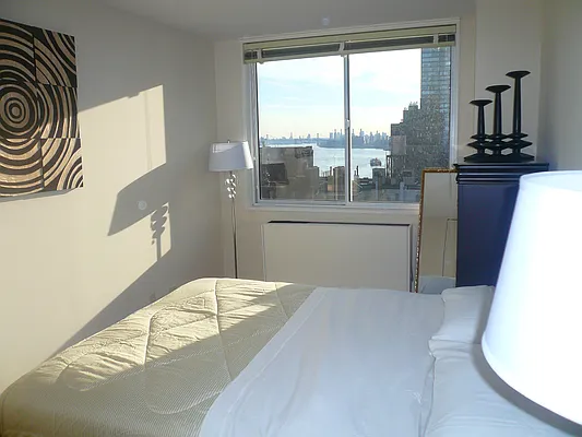 Rented by Shany Landmarks LLC | media 10