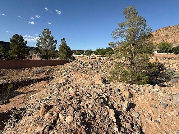2nd image of 737 E Red Sands Dr