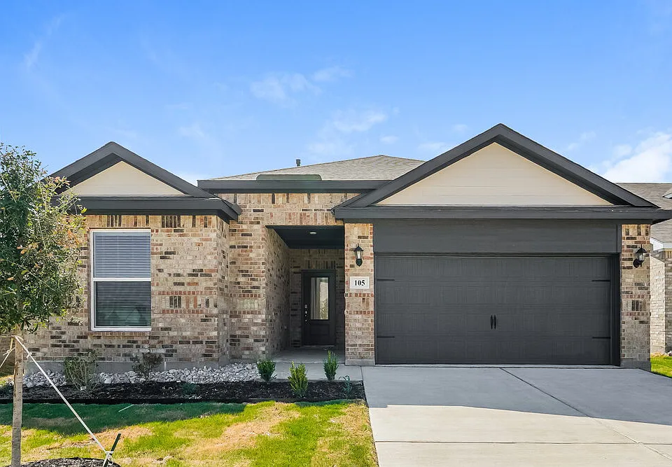 105 Condie Russell Ave