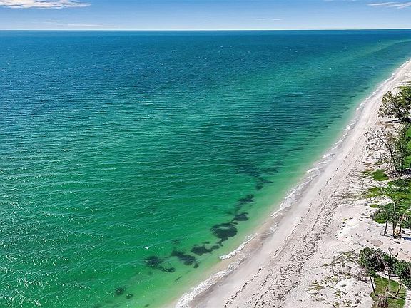 3rd image of 2508 Casey Key Rd