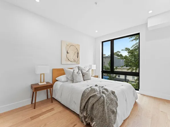 433 Central Avenue image 14 of 24