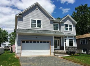 22 Trieste St, Iselin, NJ 08830