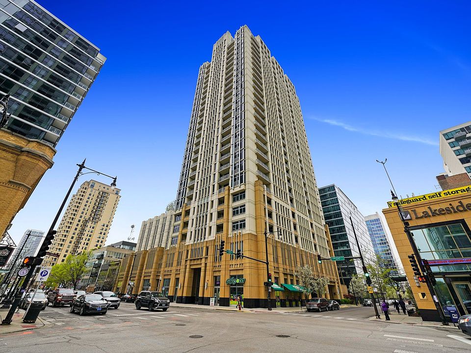 1st image of 1400 S Michigan Ave APT 2006