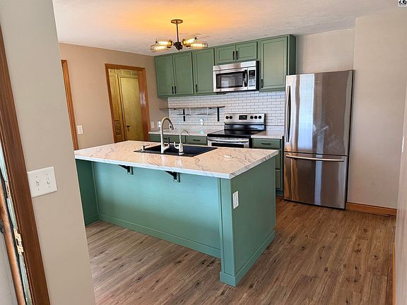 5th image of 1109 Fairview Rd