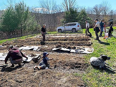 Community garden work party