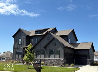 11362 Briargate Dr, Fishers, IN 46040