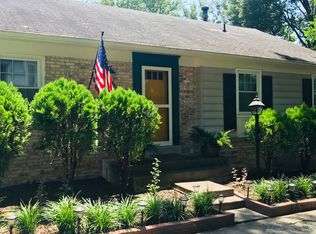 6821 Stoneybrooke Ln, Alexandria, VA 22306