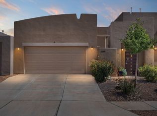 1259 NW Tierra Verde Loop, Los Lunas, NM 87031