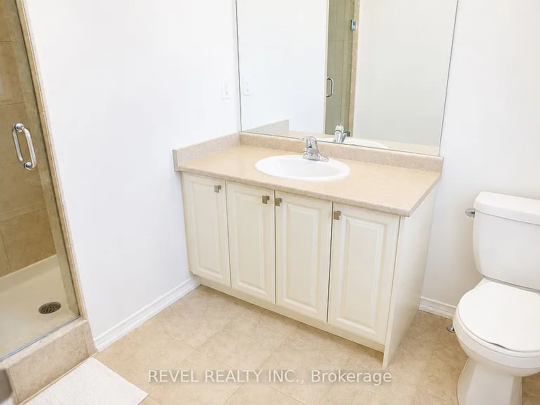 62 Munro Cir — Photo 13