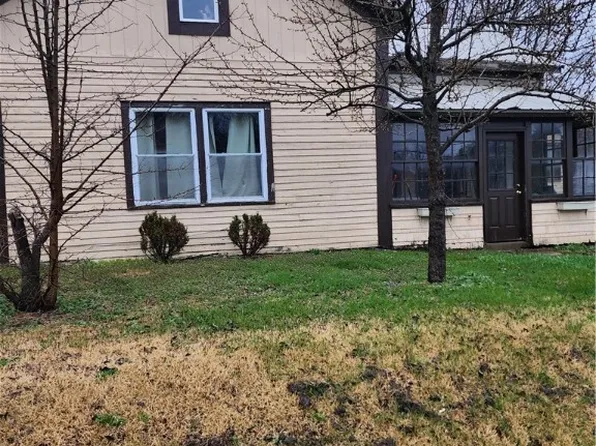 1850 Davis Rd, West Falls, NY 14170