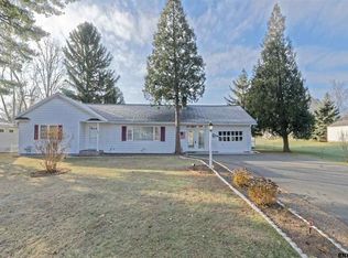 63 Sparrowbush Rd, Latham, NY 12110