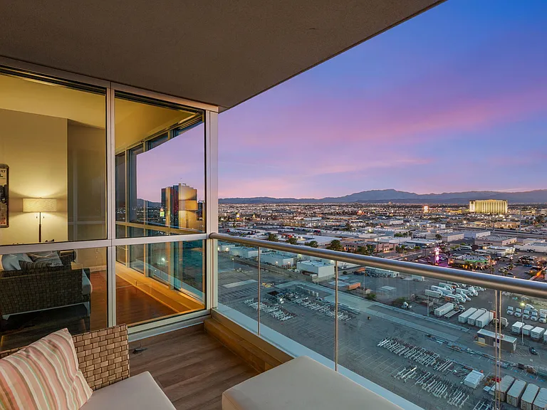 4525 Dean Martin Dr #1906 — Photo 51