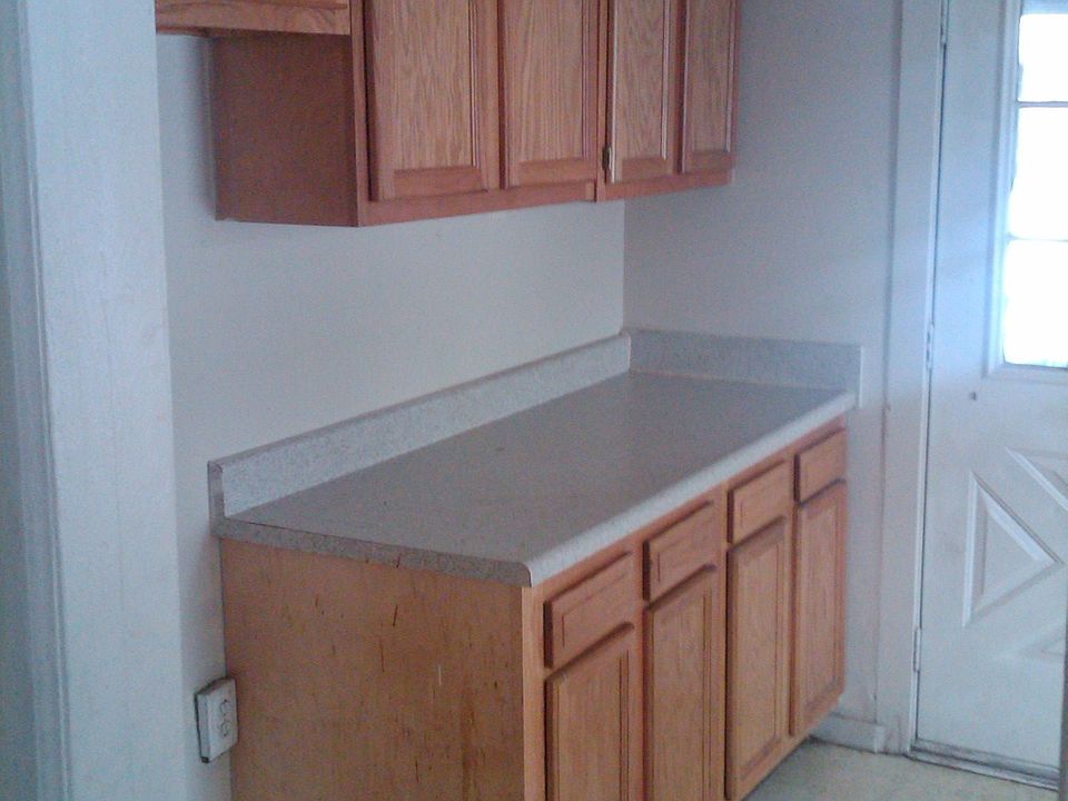 1st image of 230 W Wilson Ave