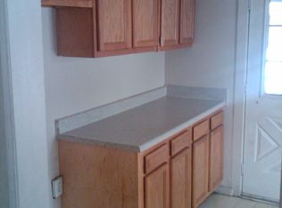 230 W Wilson Ave, Pontiac, MI 48341