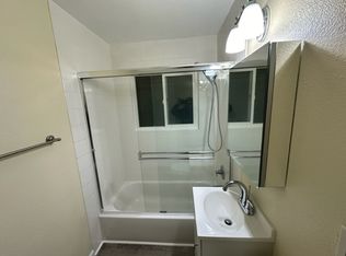 22202 Center St APT 7, Castro Valley, CA 94546