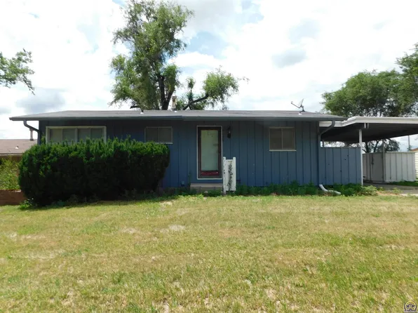 7125 SW Glencrest Dr, Topeka, KS 66619