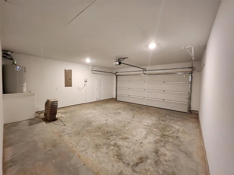 2411 Lemon Grass Dr — Photo 28