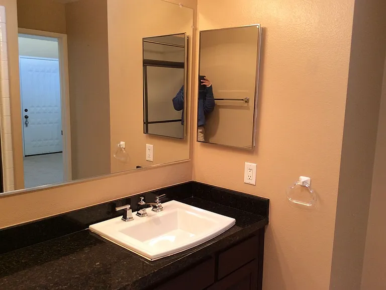 135 S Sierra Ave #14 — Photo 29