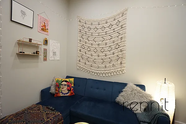 Rented by Rennit Inc. | media 8