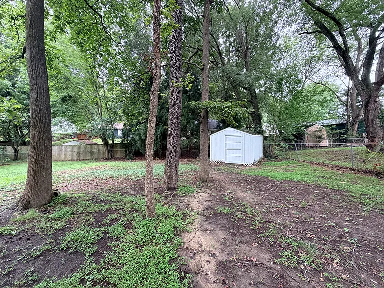 4607 Beechcroft Dr — Photo 33