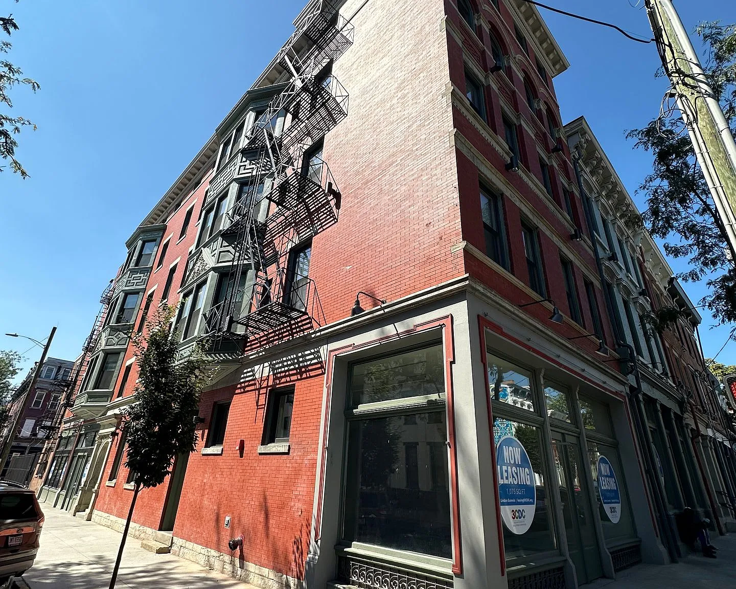 1701-1705 Race Street — Photo 2