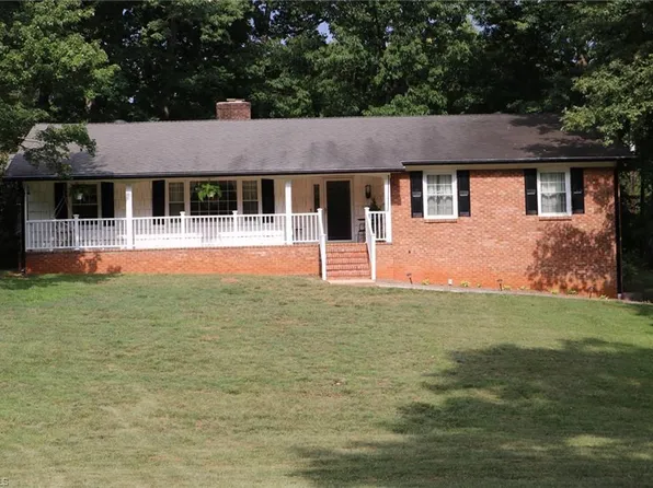 8455 Jefferson Church Rd, Rural Hall, NC 27045