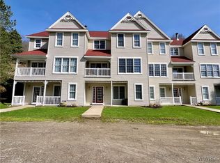 531 Deer Crossing Rd, Ellicottville, NY 14731