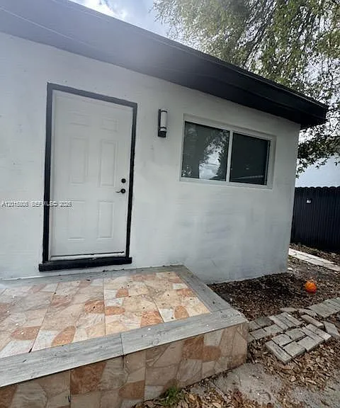 833 NW 75th St — Photo 13
