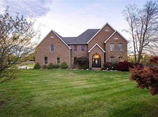 9004 Hidden Hills Dr, Centerville, IN 47330