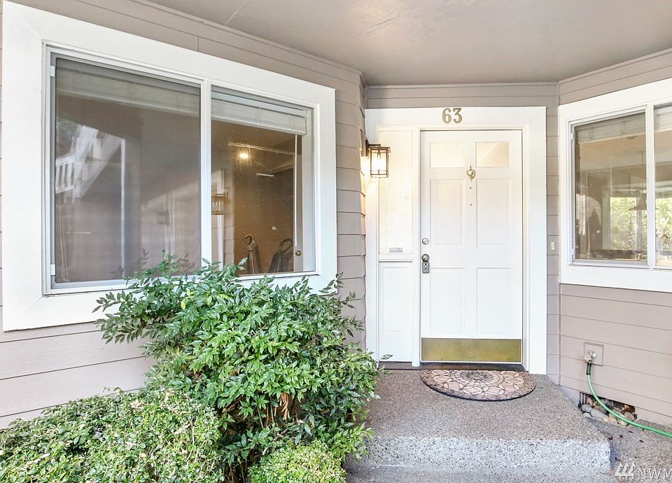 2nd image of 3602 255th Ln SE APT 63