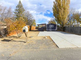 23 3rd Ave W, Deaver, WY 82421