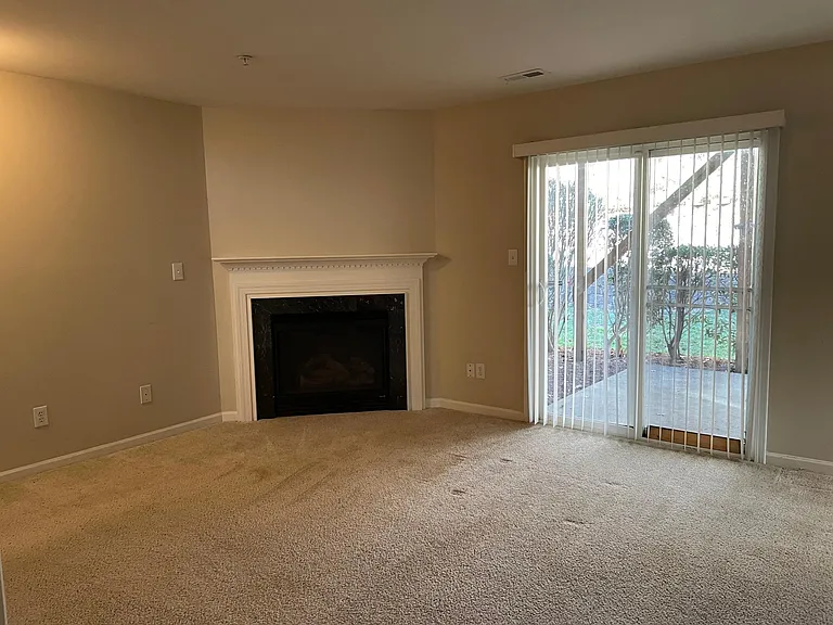 127 Vintage Dr — Photo 20
