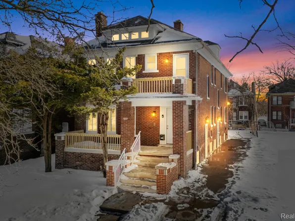 3307 Fullerton St, Detroit, MI 48238