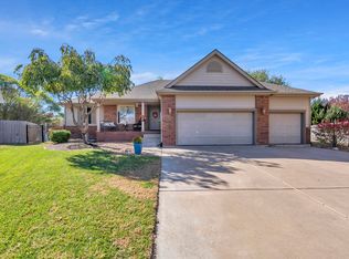 601 N Brentwood Pl, Andover, KS 67002