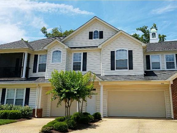 3rd image of 2847 Rose Garden Way