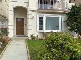 607 Frankfort Ave, Huntington Beach, CA 92648
