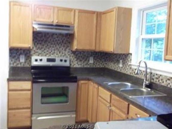4th image of 10823 Peach Tree Dr