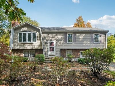730 Pike Ave, Attleboro, MA, 02703