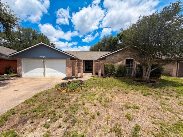 1913 Tulsa St, Deer Park, TX 77536