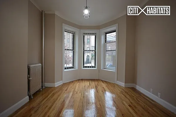 Rented by Citi Habitats | media 32