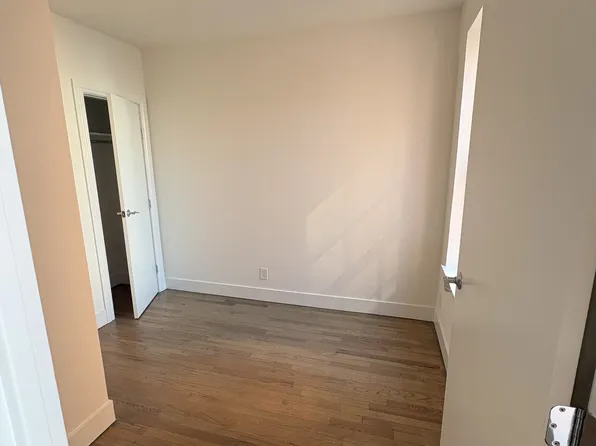 316 East 92nd Street image 5 of 9