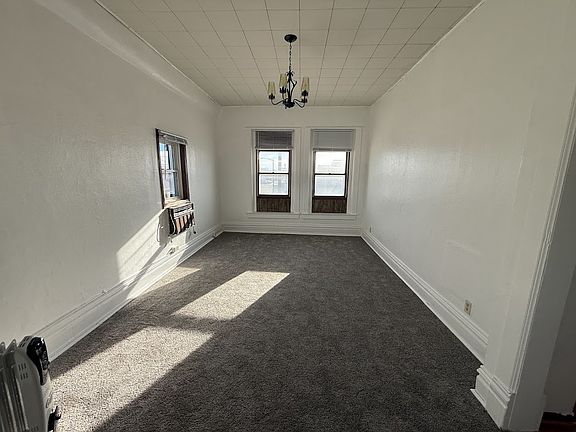 3rd image of 104 W Main St #11315627