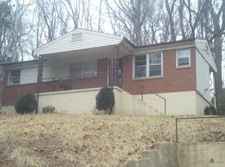 1117 Burchland Dr, Martinsville, VA 24112