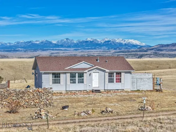 95 Chicken Creek Ln, Livingston, MT 59047