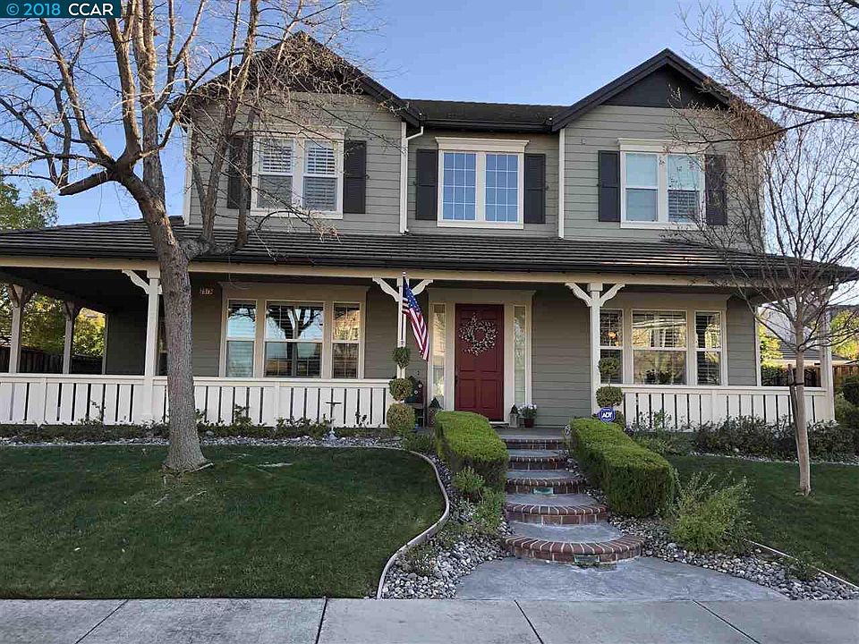 2nd image of 2675 Lucca Ct