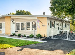 9310 Trout Rd, Philadelphia, PA 19115