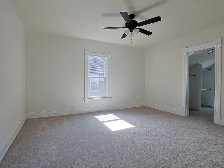 6118 Prentice St — Photo 38