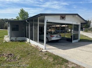 9306 Bob Cat Dr, Weeki Wachee, FL 34613