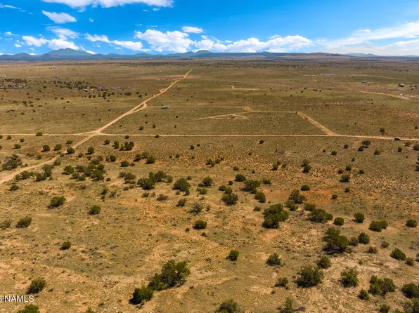 2910 S Lowell Dr, Williams, AZ 86046